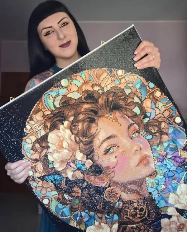Customer showing a completed steampunk woman diamond painting - FEELOOK Art