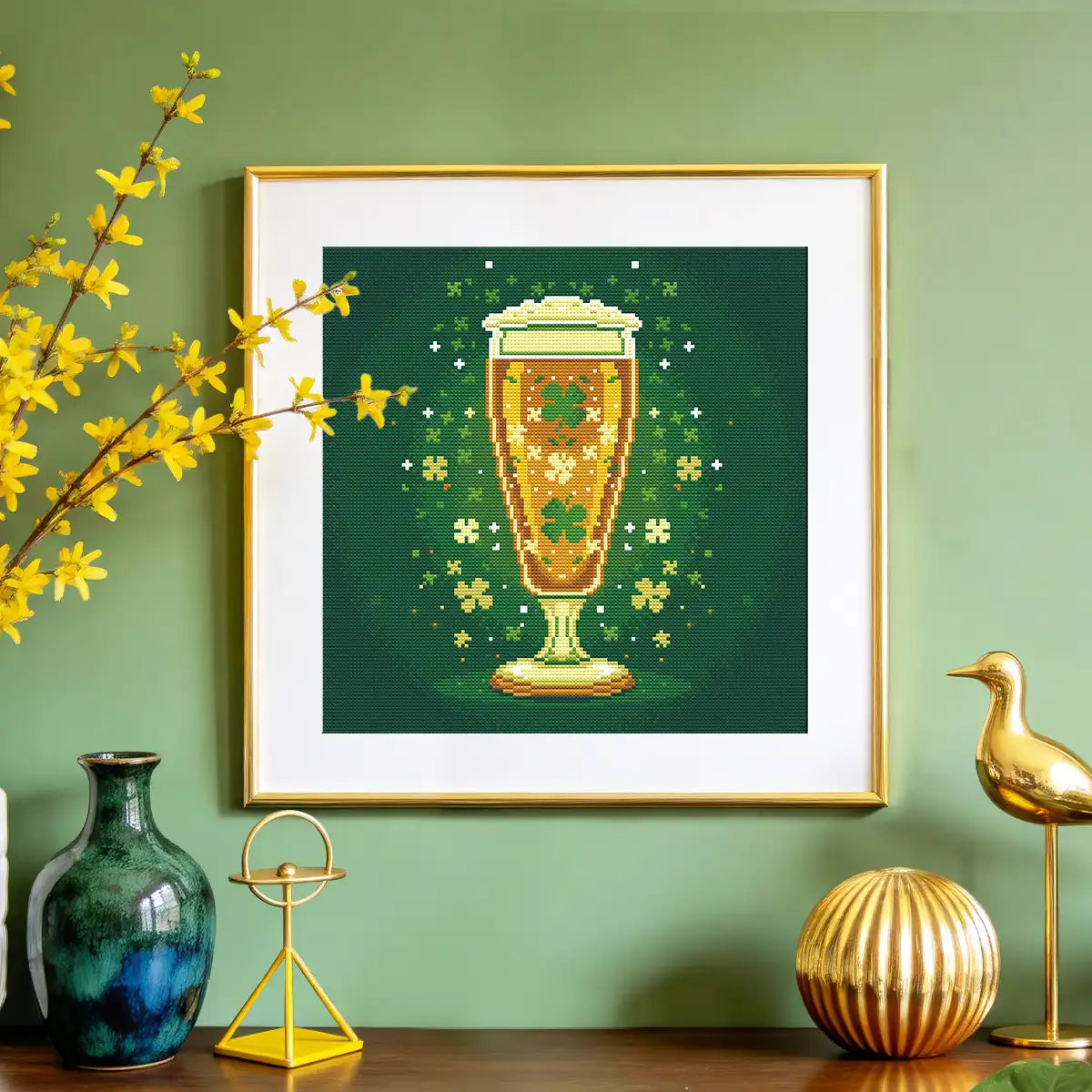 Vibrant interior decor Lucky Brew diamond painting scene - FEELOOK Art