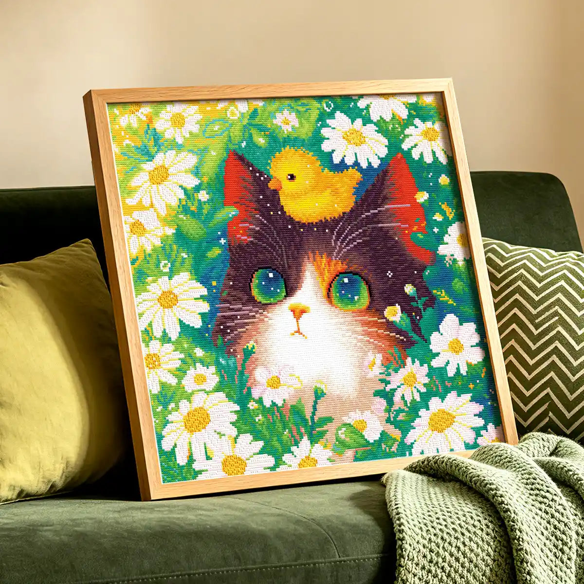 Top Friend diamond painting kit displayed as cheerful animals wall decor with kitten, chick and daisies - FEELOOK Art